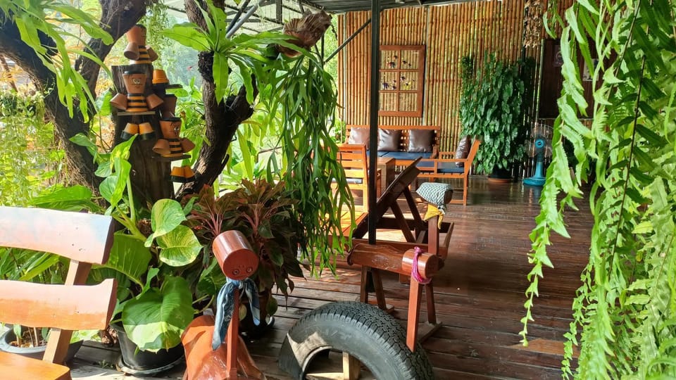 Baan Canalee (บ้านคานาลี) Bed and Breakfast in Laos