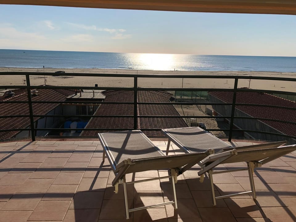 Attico Sulla Spiaggia Apartment in Viareggio