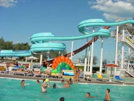 Aqua park, Swimming pool