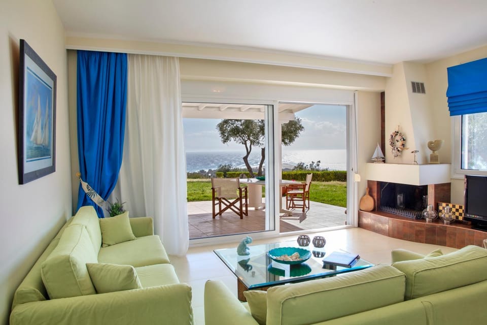 Blue Luxury Maison House in Halkidiki