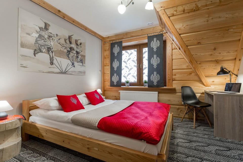 Bed, Photo of the whole room
