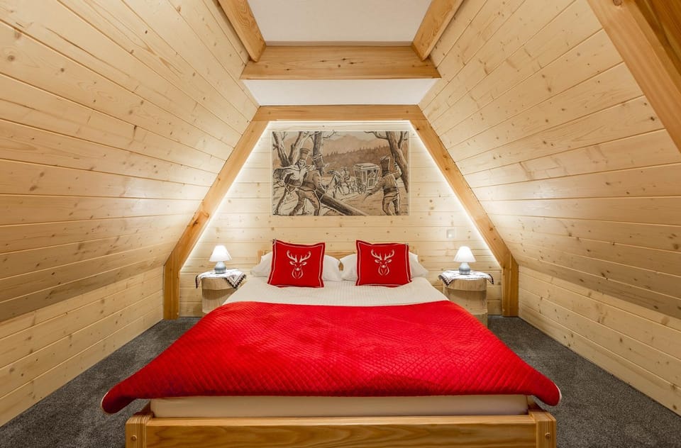 Bed, Photo of the whole room