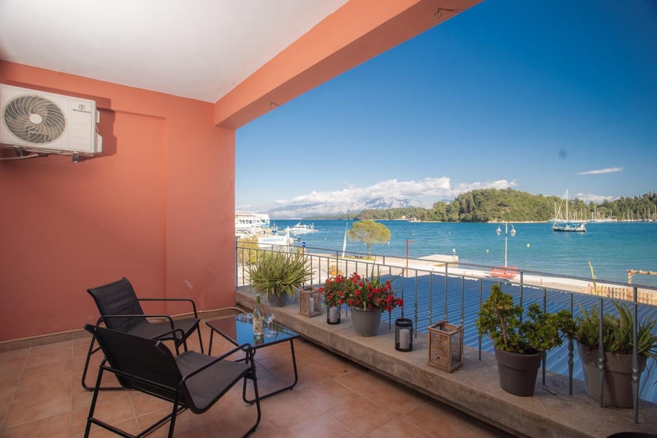 Blue Seaview Apartment 75 sqm on Nydri Coast Apartment in Lefkada, Lefkada Municipality, Greece