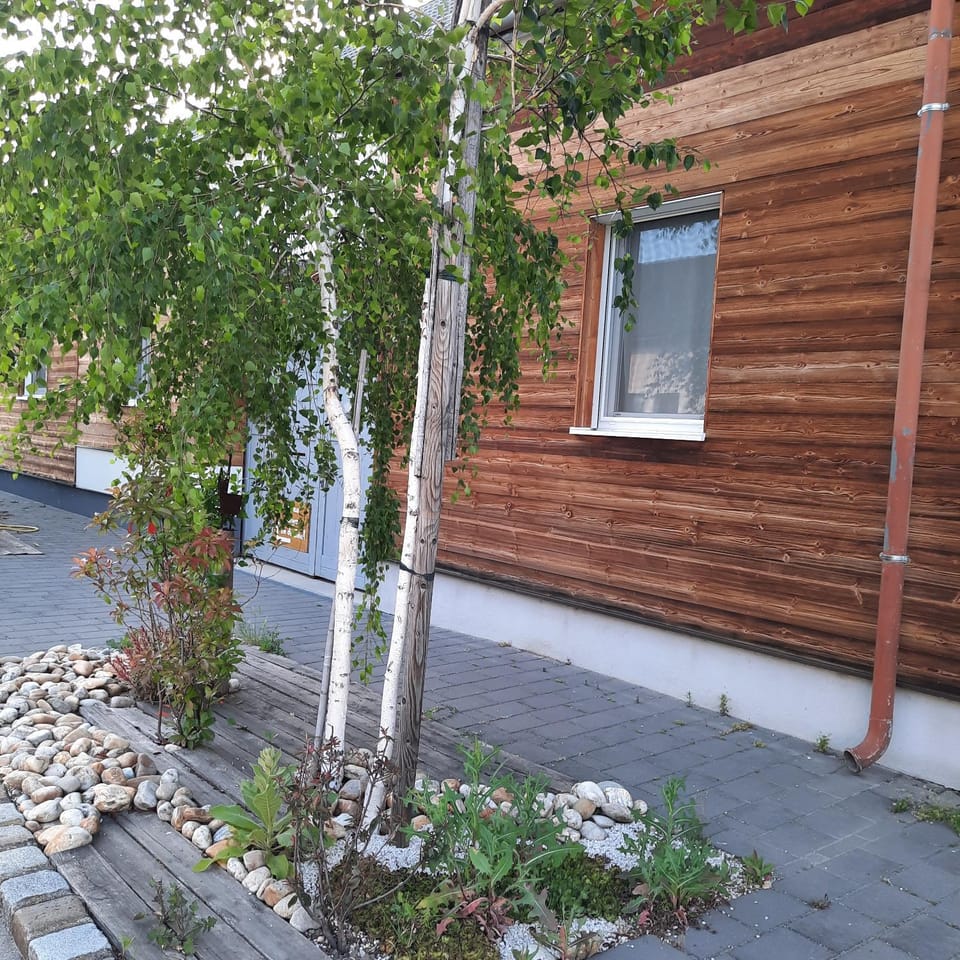 Property building, Street view