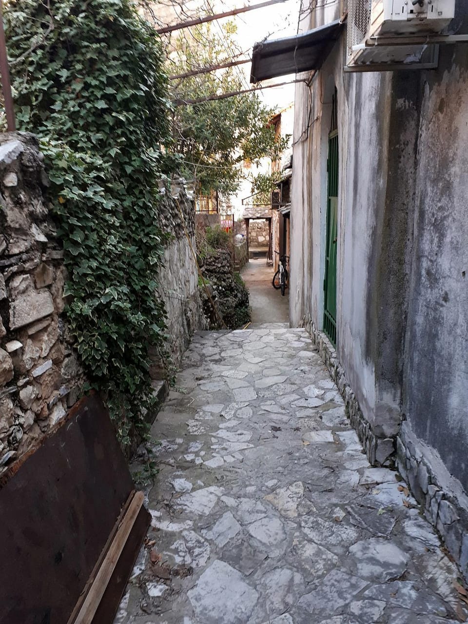 Patio, Facade/entrance, Off site, Other, Street view, Location