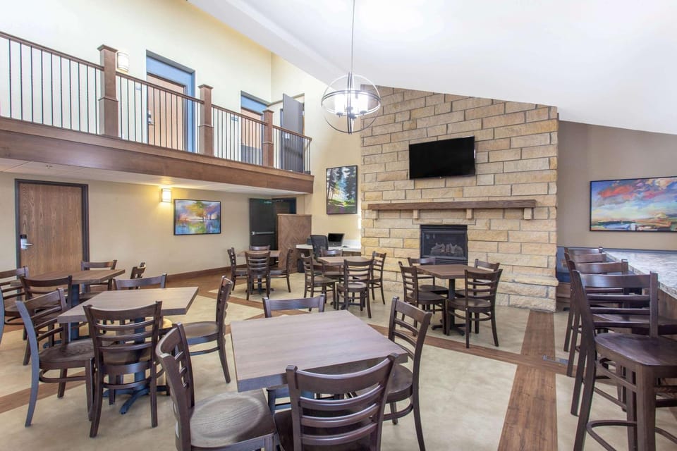 Lobby or reception, On site