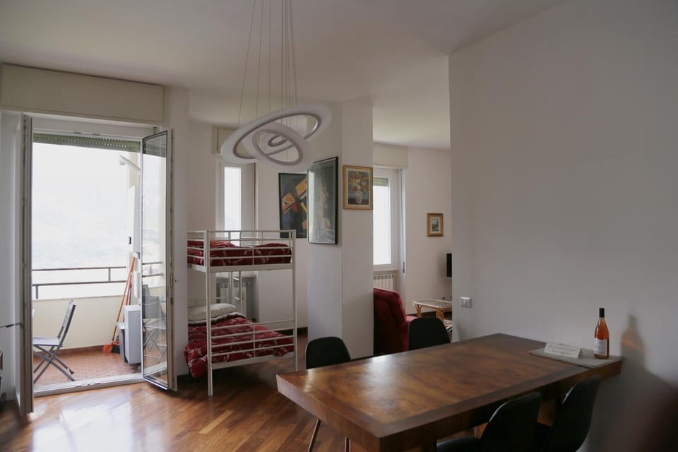 Como Lake Kosmopolitan House in Province of Lecco