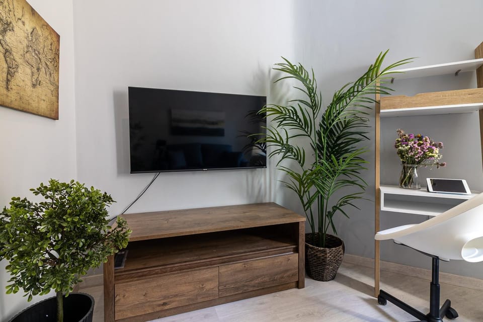 TV and multimedia, Seating area