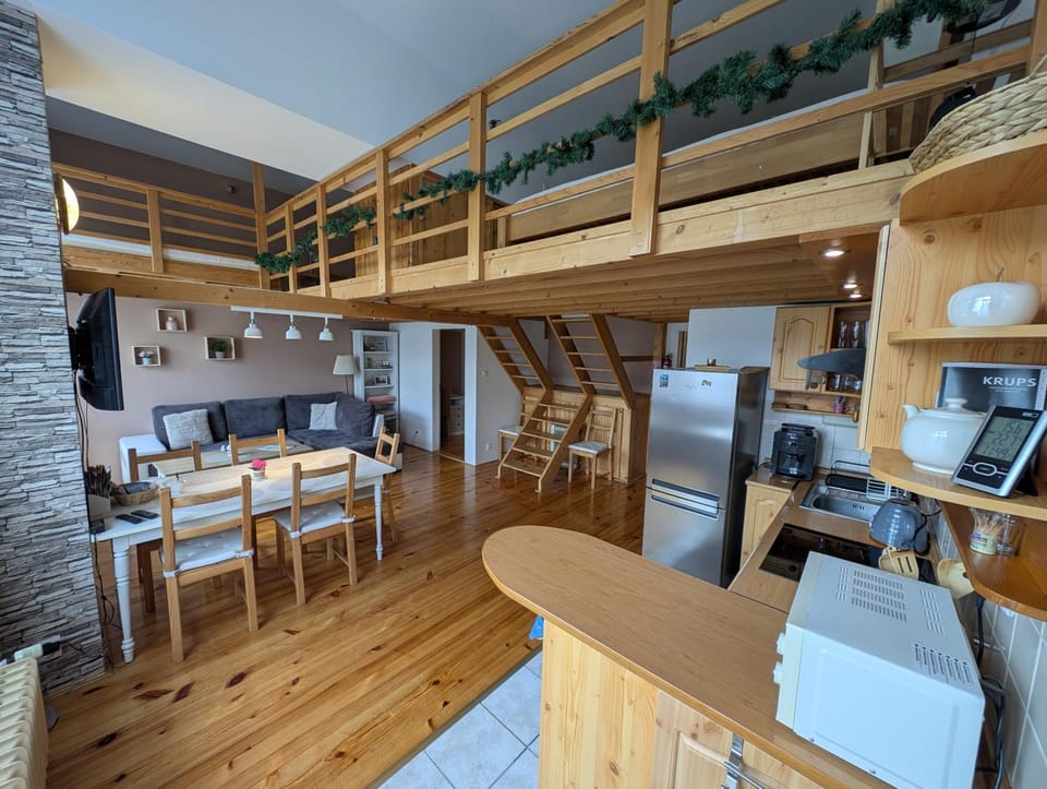 Living room, kitchen