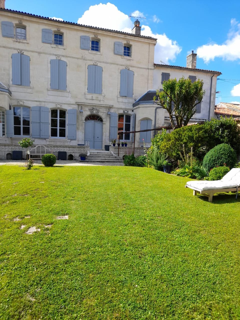 Le Jardin des Anges Bed and Breakfast in Nouvelle-Aquitaine