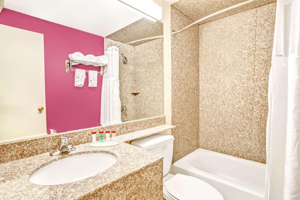 Bathroom, Photo of the whole room, On site