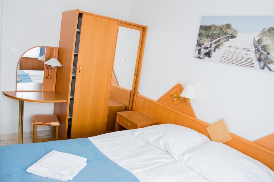 ApartamentyPrzyMorzu Reymonta z sypialnią Apartment in West Pomeranian Voivodeship, Poland