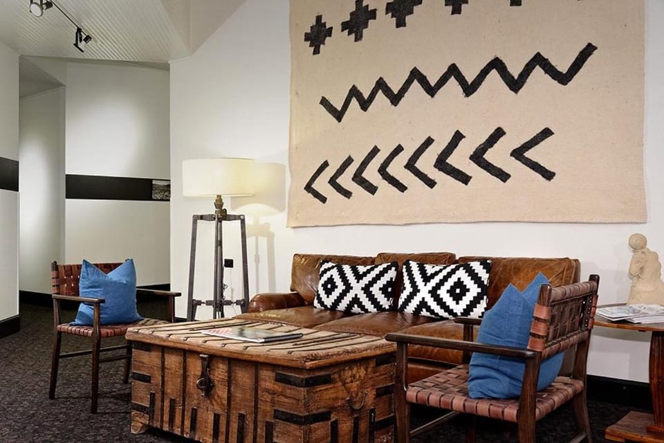Communal lounge/ TV room