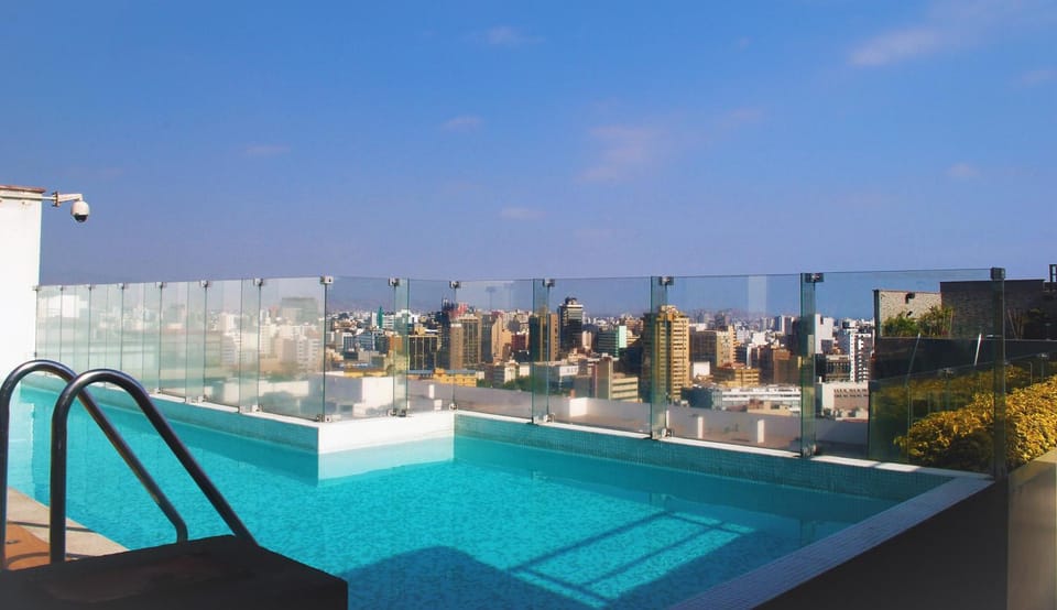 Swimming pool, Swimming pool