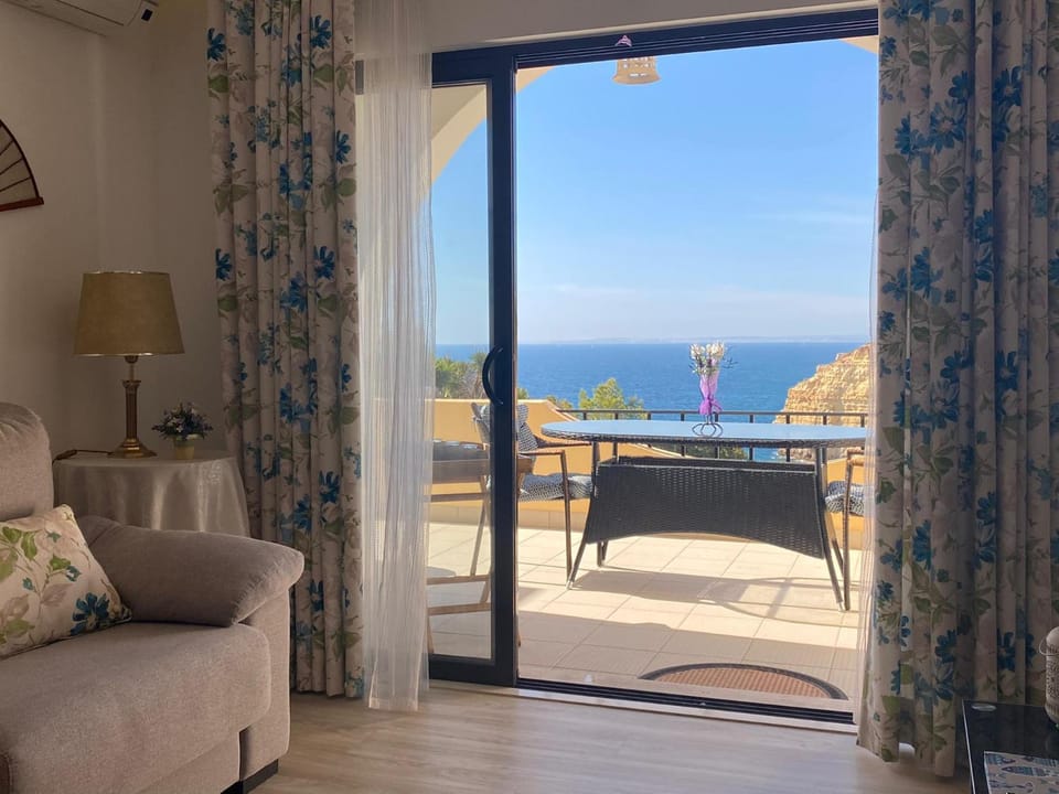 Living room, Garden view, Sea view, Sea view