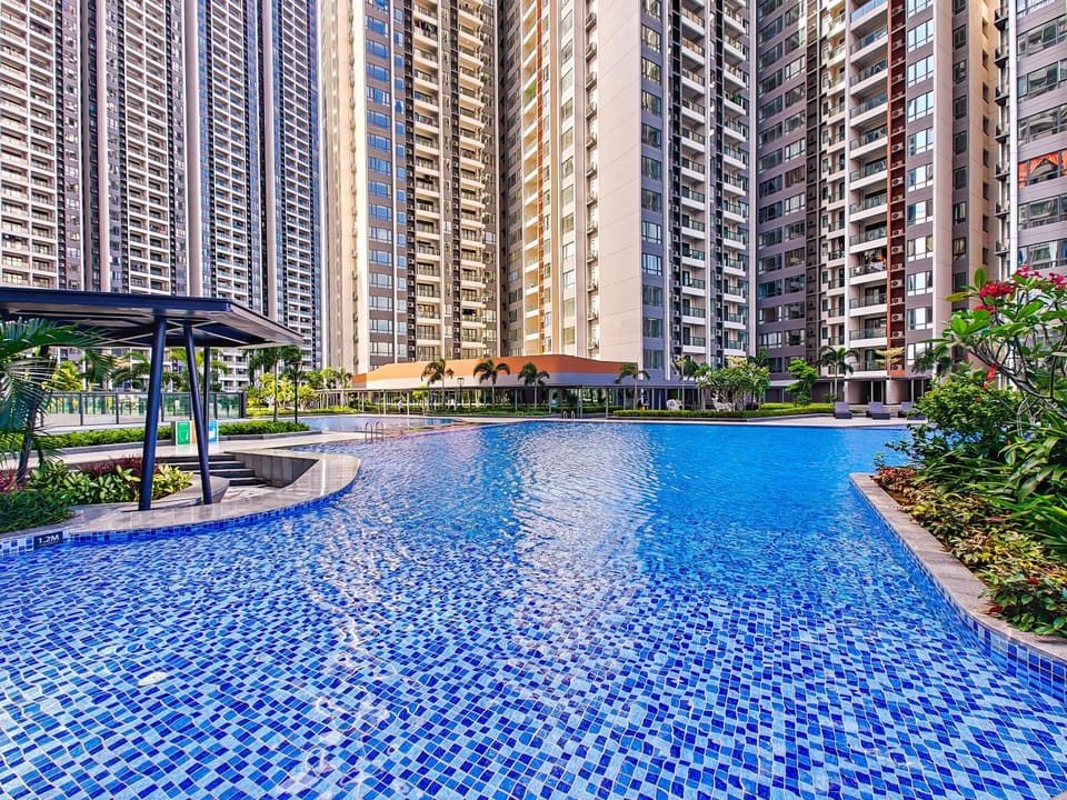 Pool view, Swimming pool, Swimming pool