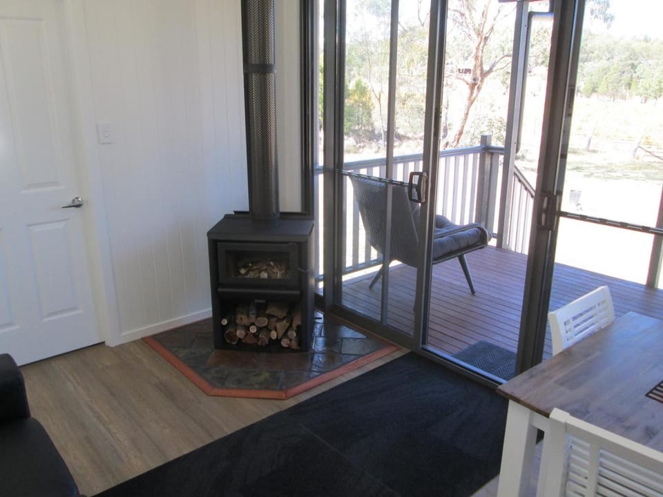 Clever Kid Wines Vineyard Cottages Farm Stay in Ballandean