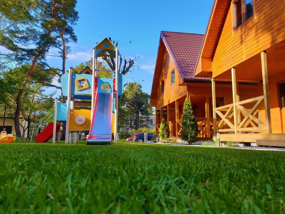 Property building, Day, Natural landscape, Children play ground, Garden, Garden view