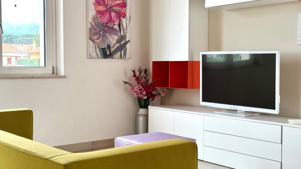 S023 - Sirolo, magnifico trilocale design con terrazzo Apartment in Sirolo