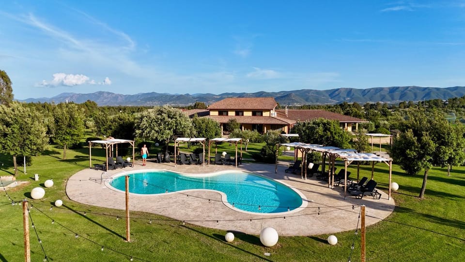 Property building, Swimming pool