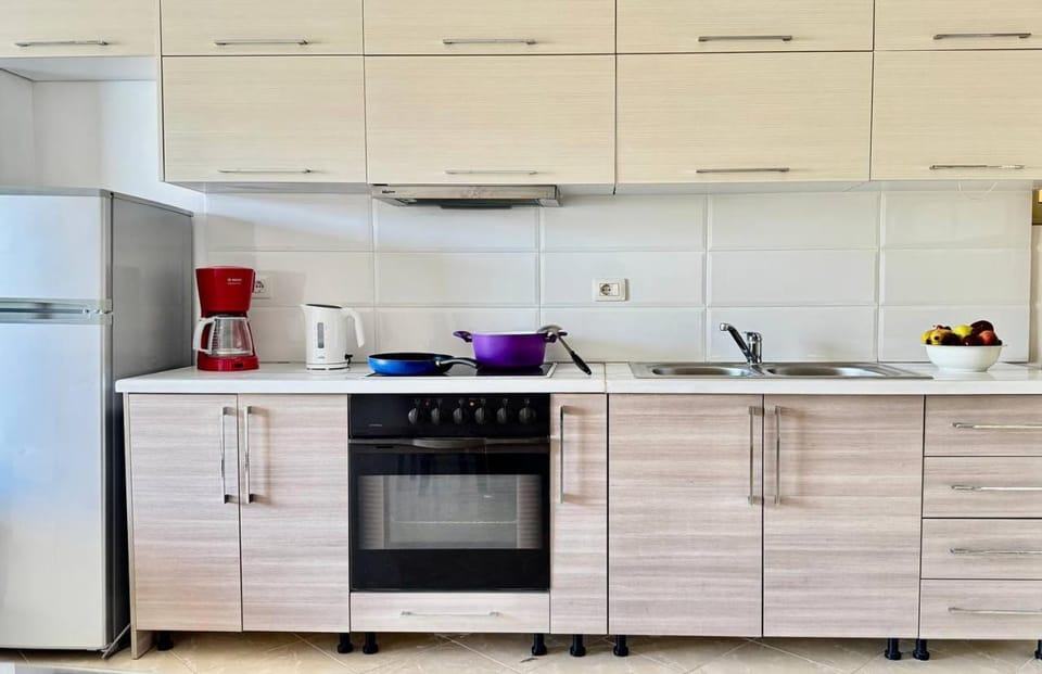 Kitchen or kitchenette, oven, stove