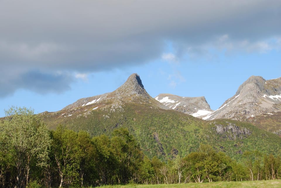 Property building, Hiking