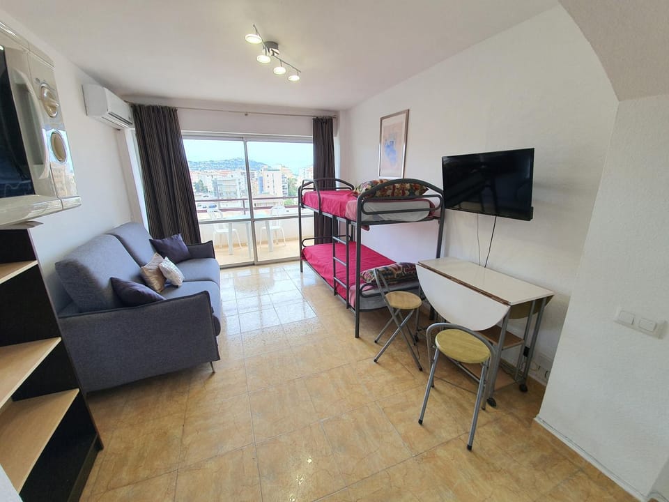ESTUDIO ROSE'N POOL CON PISCINA Y TENIS Apartment in Roses