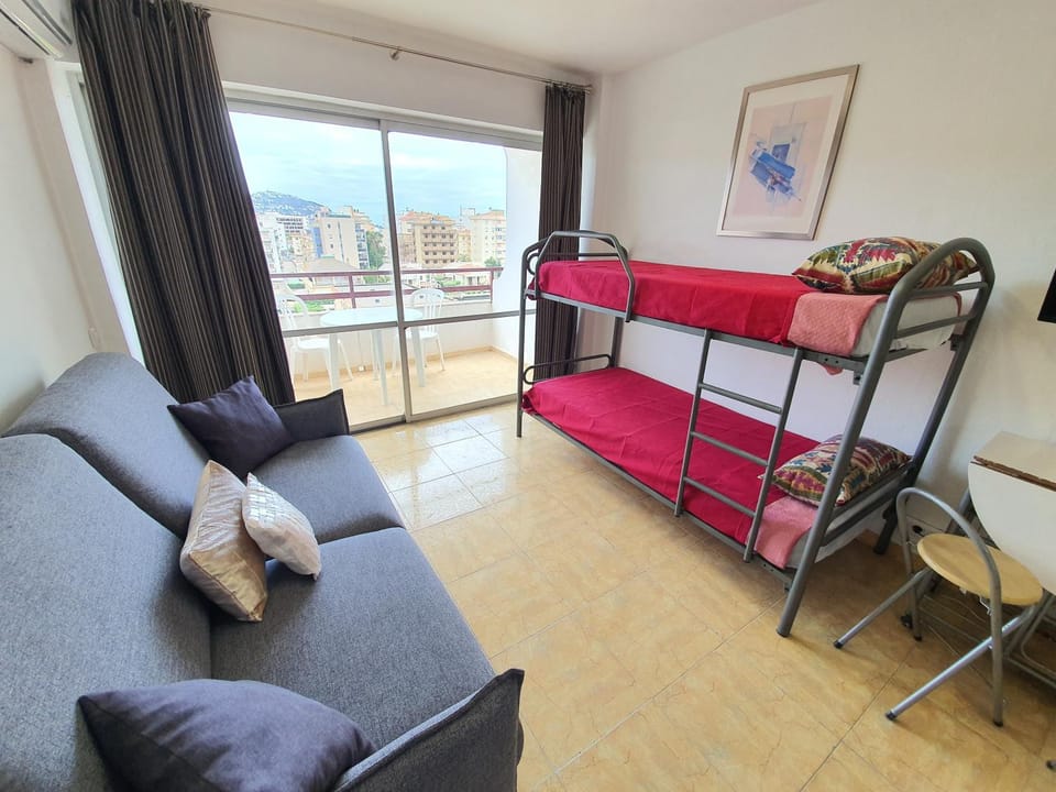 ESTUDIO ROSE'N POOL CON PISCINA Y TENIS Apartment in Roses