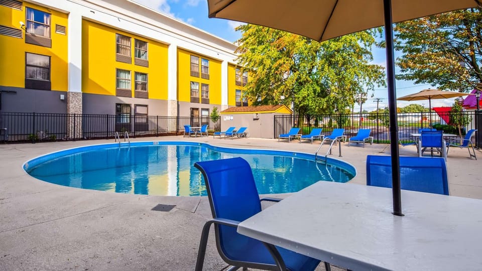 On site, Swimming pool