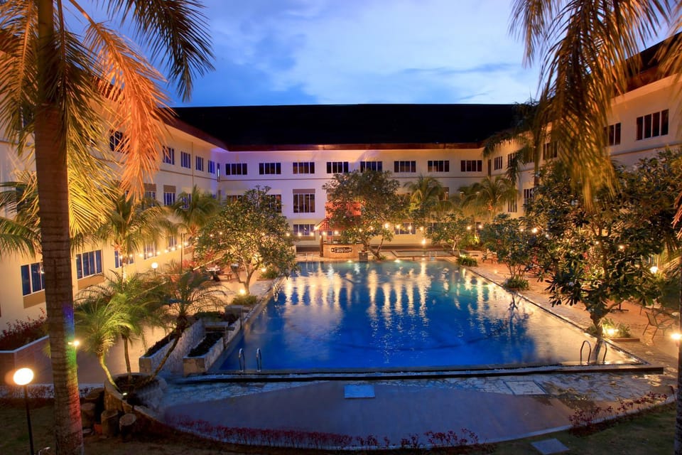 Swimming pool