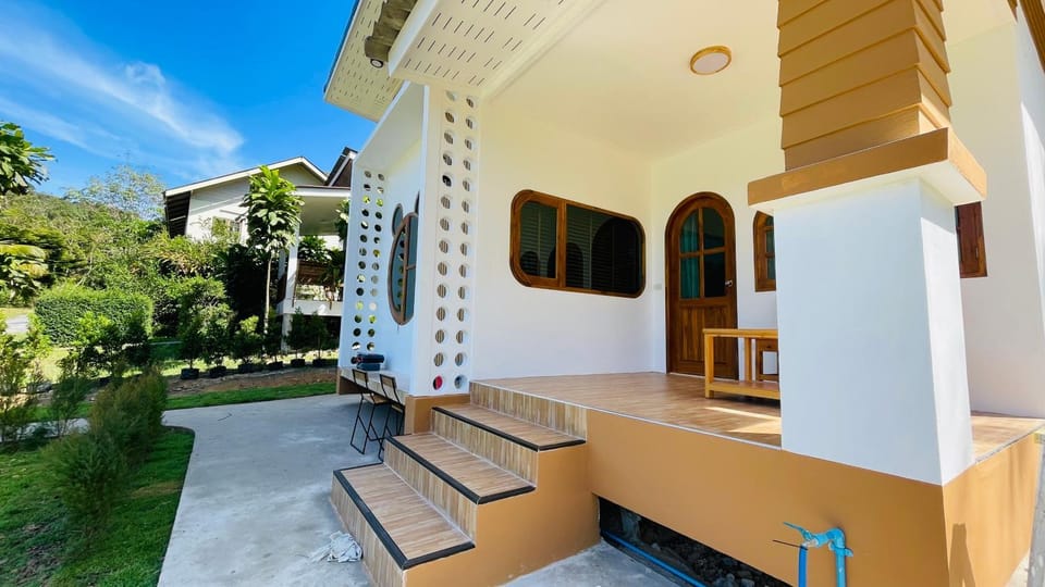 Baan Sangchan House in Trat Changwat