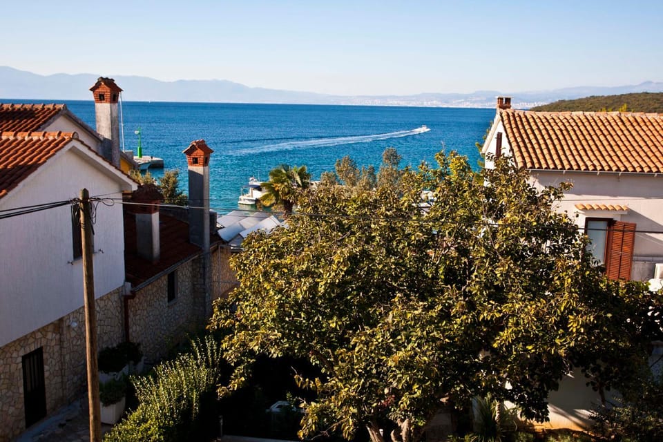 Off site, Sea view