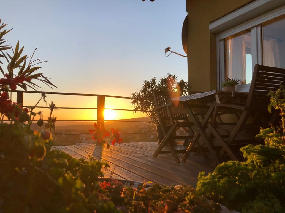 Patio, Balcony/Terrace