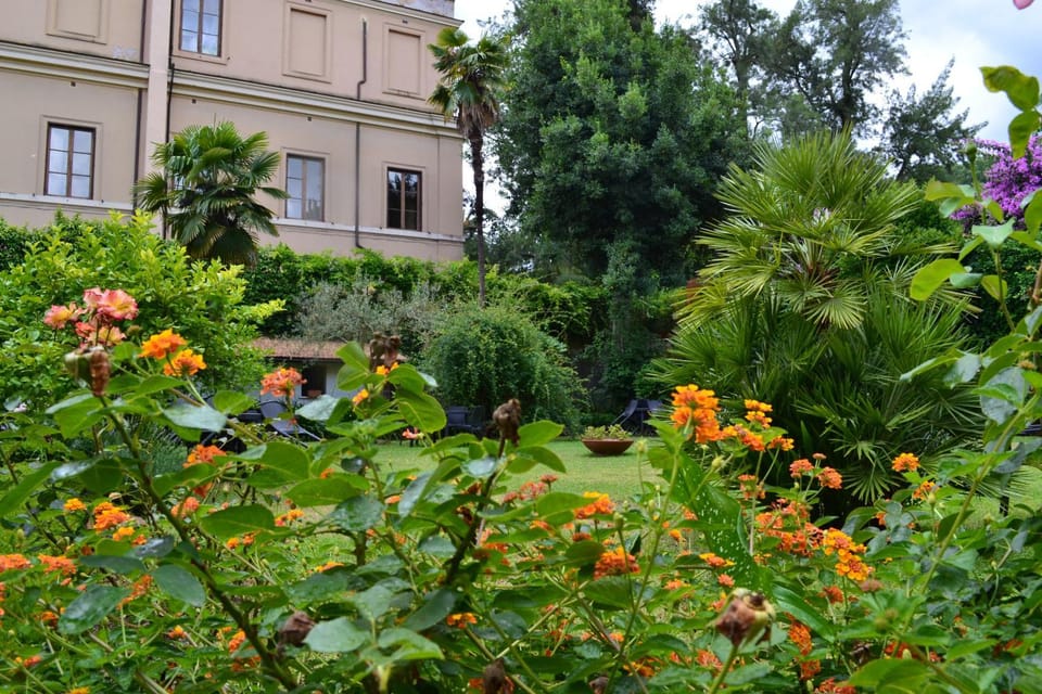 Spring, Day, Natural landscape, Garden, Garden, Balcony/Terrace, Garden view