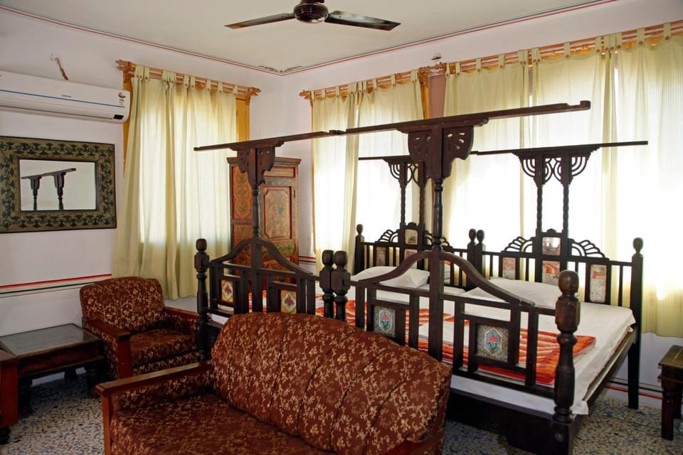 Photo of the whole room