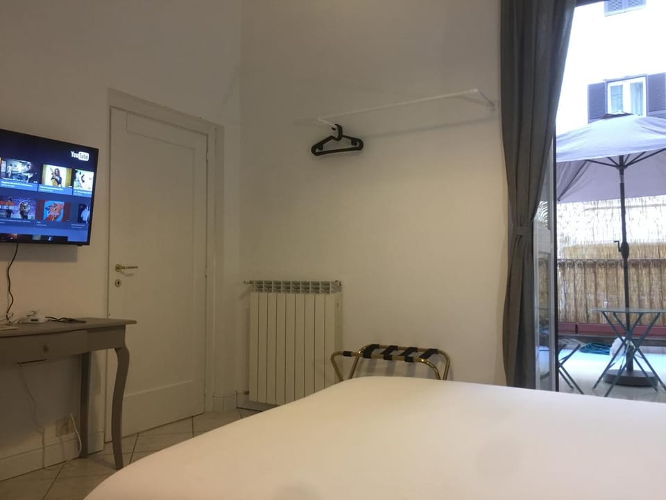 TV and multimedia, Balcony/Terrace, Balcony/Terrace, Bedroom