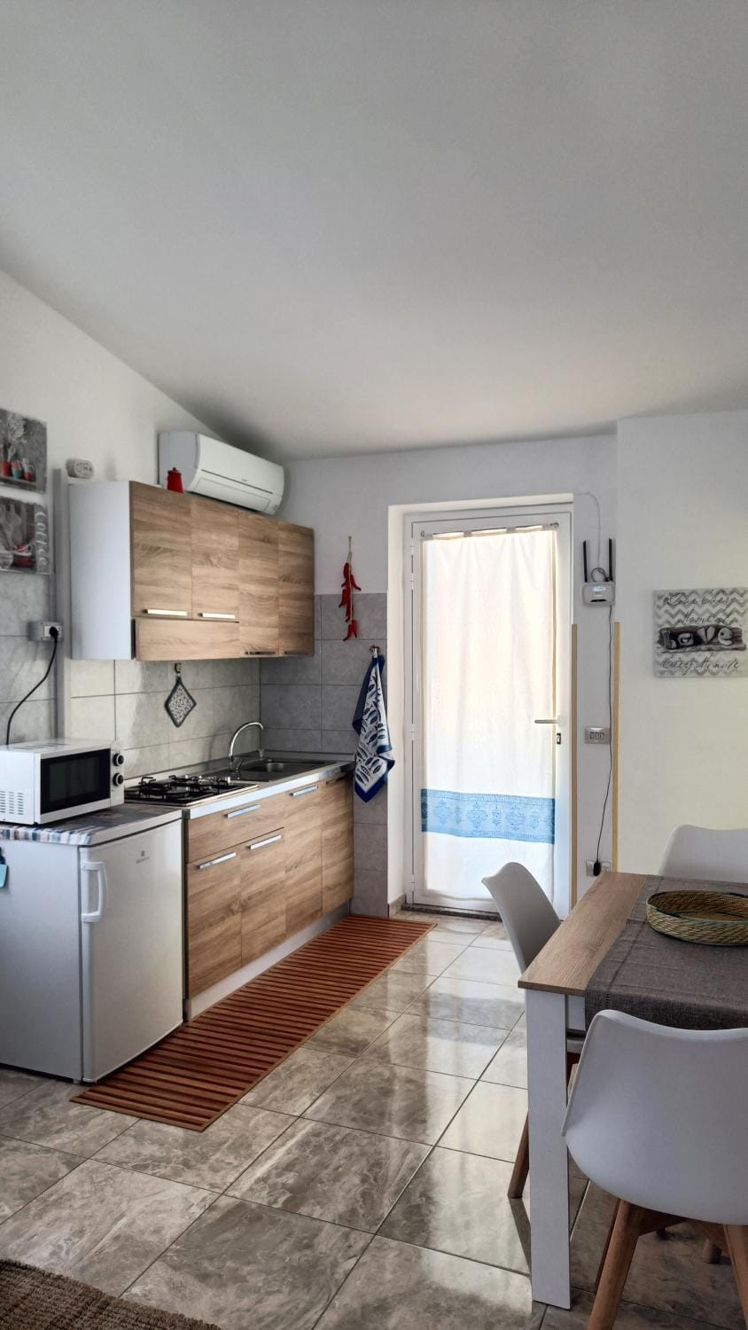 Kitchen or kitchenette, Living room
