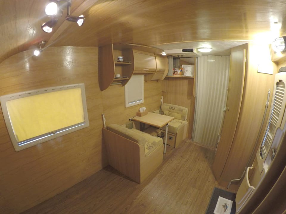 Classiccar Caravan Bed and Breakfast in Thailand