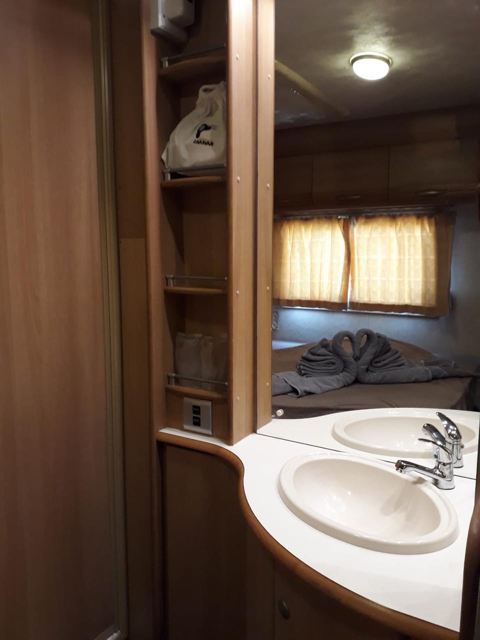 Classiccar Caravan Bed and Breakfast in Thailand