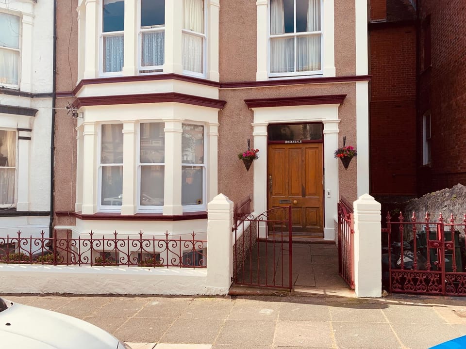 7 Llewelyn Avenue Apartment in Llandudno