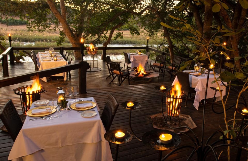 Restaurant/places to eat, Restaurant/places to eat, Balcony/Terrace