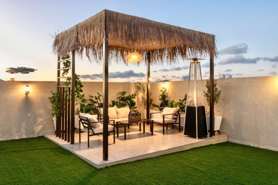 Balcony/Terrace, Balcony/Terrace
