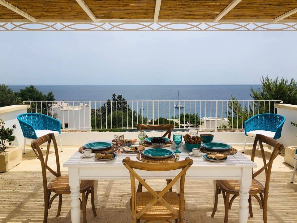 Patio, Day, View (from property/room), Balcony/Terrace, Dining area, Sea view