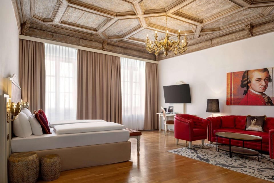 Bed, Photo of the whole room