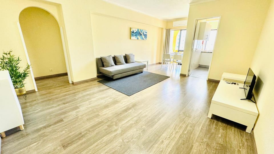 Praia da Rocha, 5-F, Charming Apartment with Air Conditioning - Pátio da Rocha By IG Apartment in Portimao
