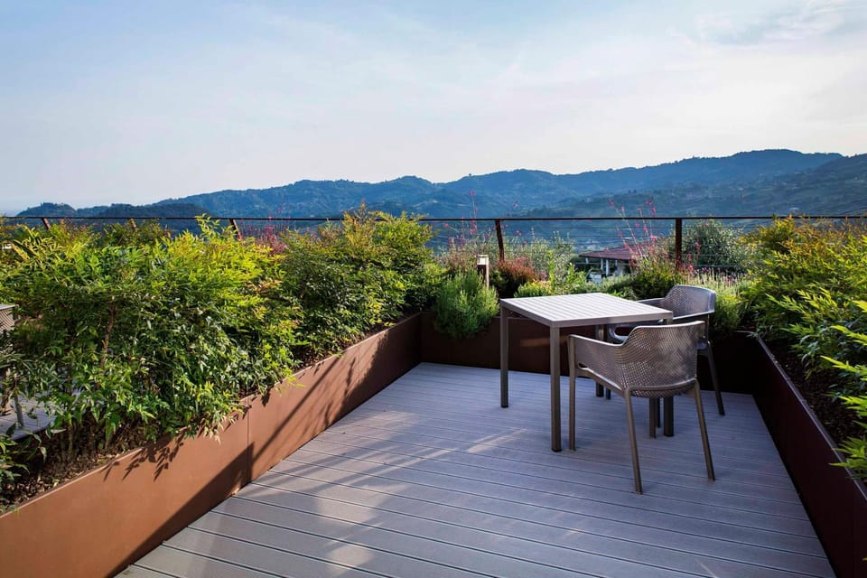 Facade/entrance, Garden, Floor plan, Garden view, Mountain view