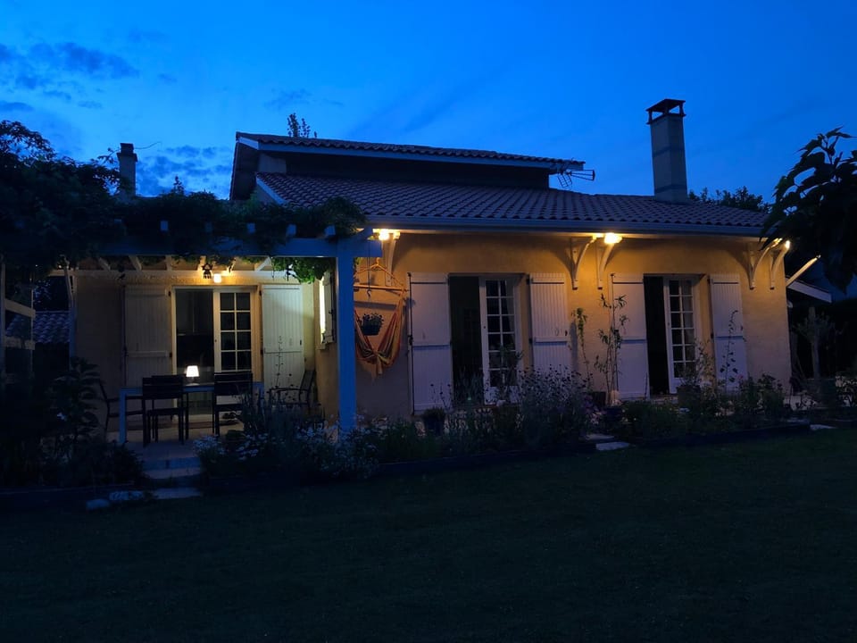 L'eau Bourde Bed and Breakfast in Gradignan