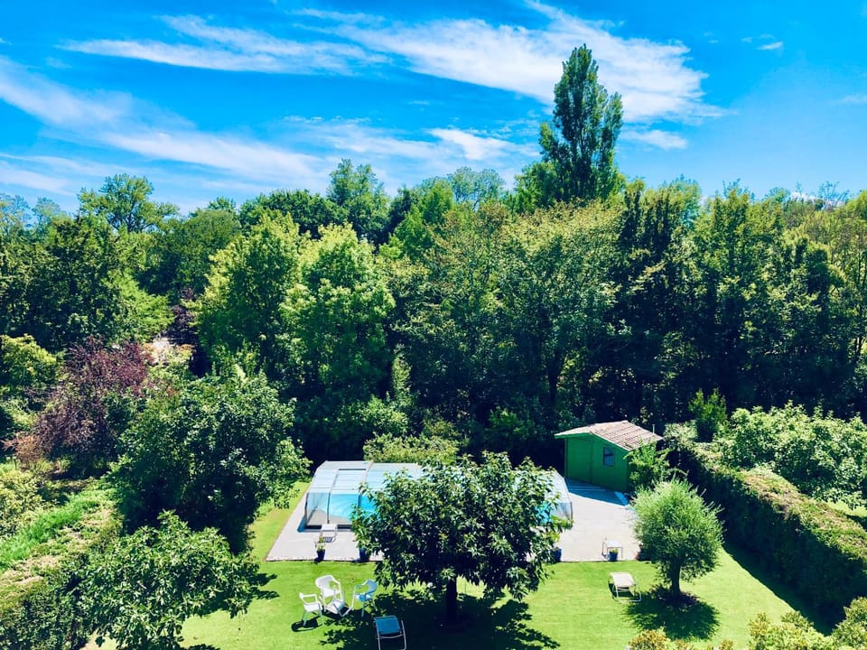 L'eau Bourde Bed and Breakfast in Gradignan