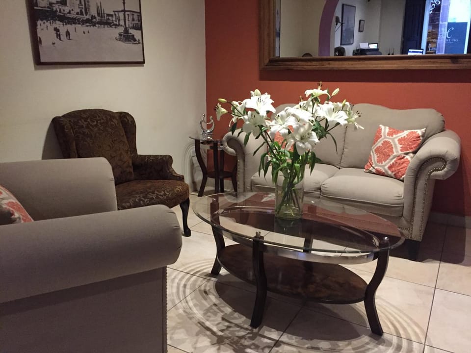 Living room, Lobby or reception