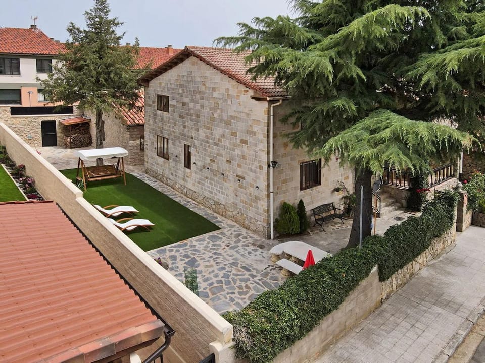 Casa Rural el Cedro Country House in Castile and León